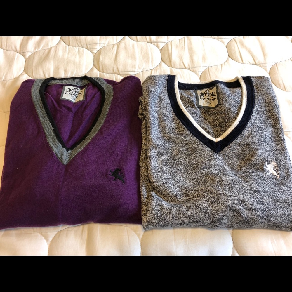 2x Express sweaters. Men’s size M.